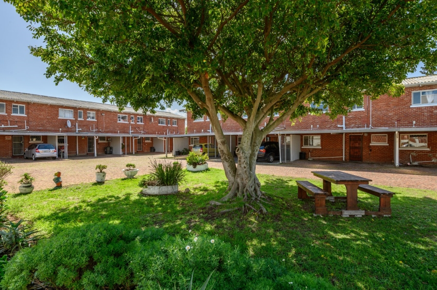  Bedroom Property for Sale in Kabega Park Eastern Cape